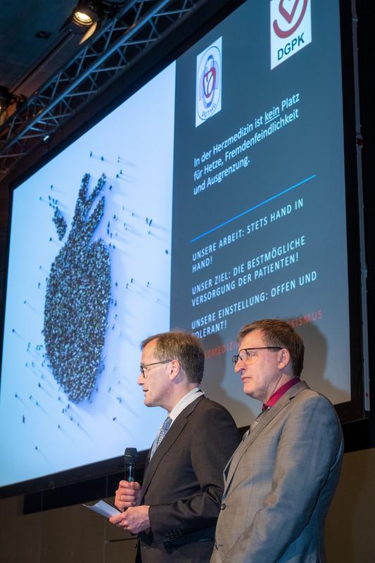 Prof. Dr. Jan Gummert, DGTHG, und Prof. Dr. Sven Dittrich, DGPK (v.l.n.r.)