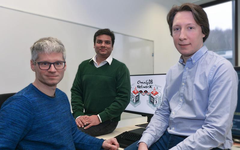 Die Forscher hinter ChainifyDB (v.l.n.r.): Prof. Dr. Jens Dittrich, Ankur Sharma und Dr. Felix Martin Schuhknecht von der Universität des Saarlandes 