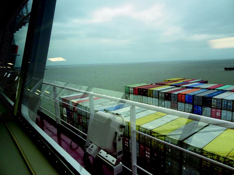Tausende Container unterschiedlichsten Inhalts haben Großcontainerschiffe geladen. Bricht ein Brand aus, benötigt das Havariekommando schnellstmöglich genaue Lage- und Ladungsinformationen.