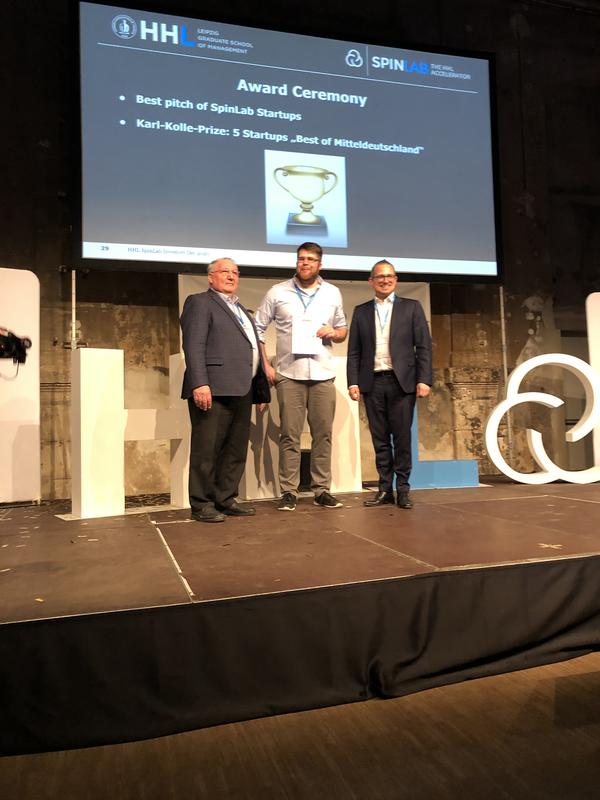 Awards ceremony: Best of Mitteldeutschland Award (photo: PK Fotografie), from left to right: Professor Winfried Pinninghoff, Karl-Kolle-Stiftung, DOCYET founder Florian Bontrup and Professor Stephan S