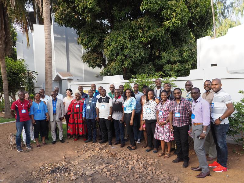 Group picture with fellows and mentors. 