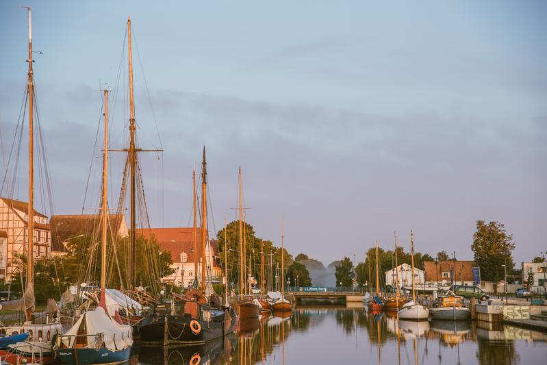 Sonnenaufgang am Ryck in Greifswald 