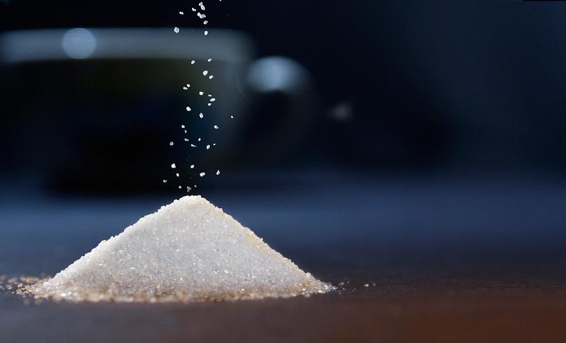 Studie unter Beteiligung des Exzellenzclusters PMI weist darauf hin, dass die verkürzte Lebenserwartung durch Zuckerkonsum andere Ursachen als bisher angenommen haben könnte.