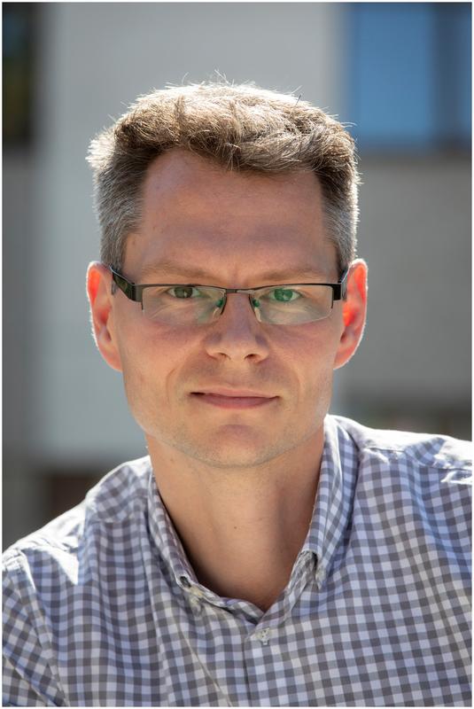 Markus Koch, head of the research group Femtosecond Dynamics at the Institute of Experimental Physics at TU Graz is investigating ultrafast processes in molecules.