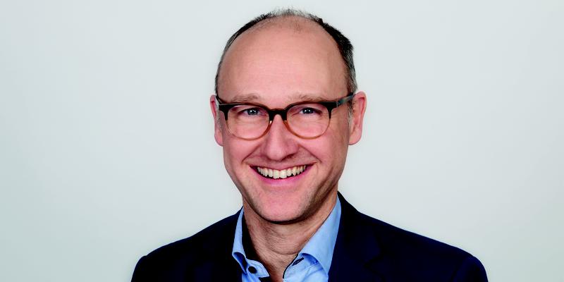 Dr. Ingo Jungclaussen zum Professor an der FHM berufen.