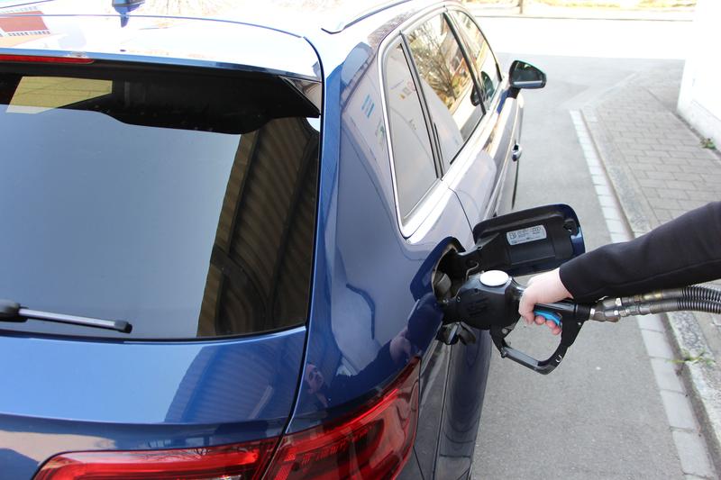 Refuelling of a gas vehicle at the "move" future mobility demonstrator at Empa. 