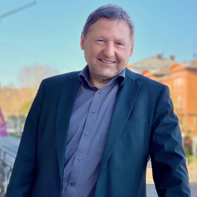 Neuer Honorarprofessor an der h_da: Hessen Mobil-Chef Gerd Riegelhuth