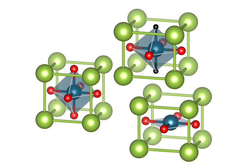 Bei der Herstellung von Nickelat-Supraleitern können zwei Endprodukte entstehen. Wenn Wasserstoff eingeschlossen wird, ist das Material nicht supraleitend. 