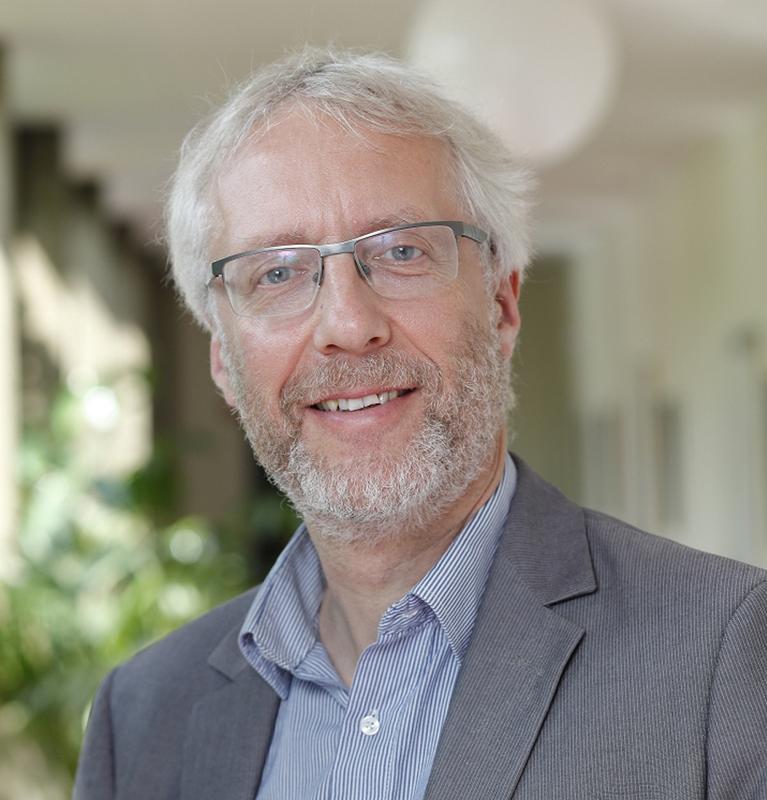 Prof. Dr. Christoph Herrmann-Lingen, Direktor der Klinik für Psychosomatische Medizin und Psychotherapie der UMG und Mitglied des Vorstands des Herzzentrums, koordiniert die deutschlandweite Studie. 