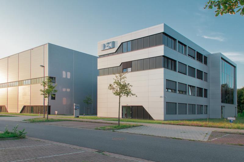 Blick auf das 2013 eröffnete Gebäude des DFKI in der Robert-Hooke-Straße 1.