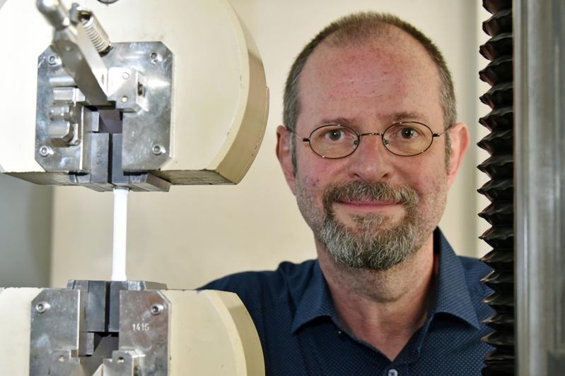 Prof. Dr Frank A. Müller, Chair of Colloids, Surfaces and Interfaces at Otto-Schott-Institut of Materials Research (OSIM) at the Friedrich Schiller University Jena.
