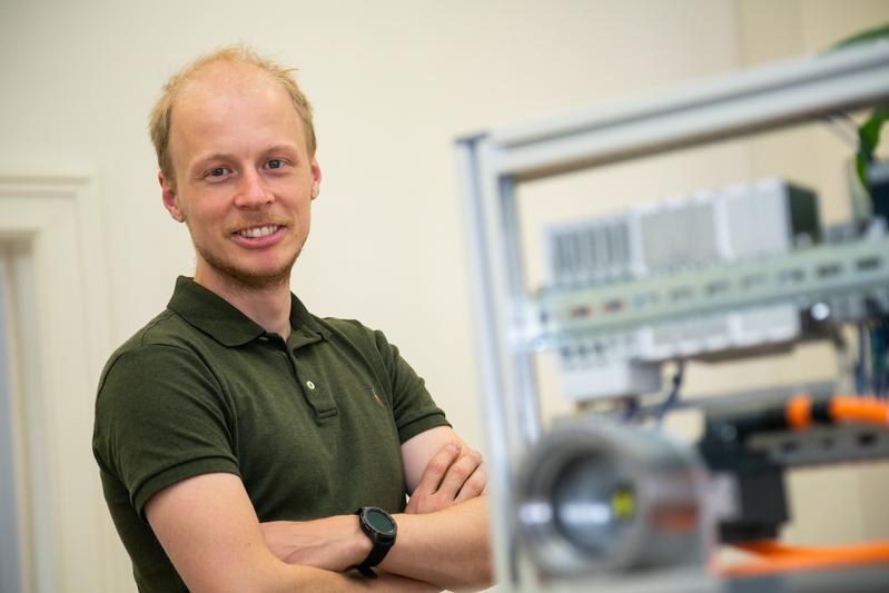 Philipp Eisele hat am Institut für Fertigungstechnik der TU Graz "Smart Gear" entwickelt, ein innovatives und mittlerweile patentiertes Getriebe für Industrieroboter, Hebe- und Positioniereinrichtungen.