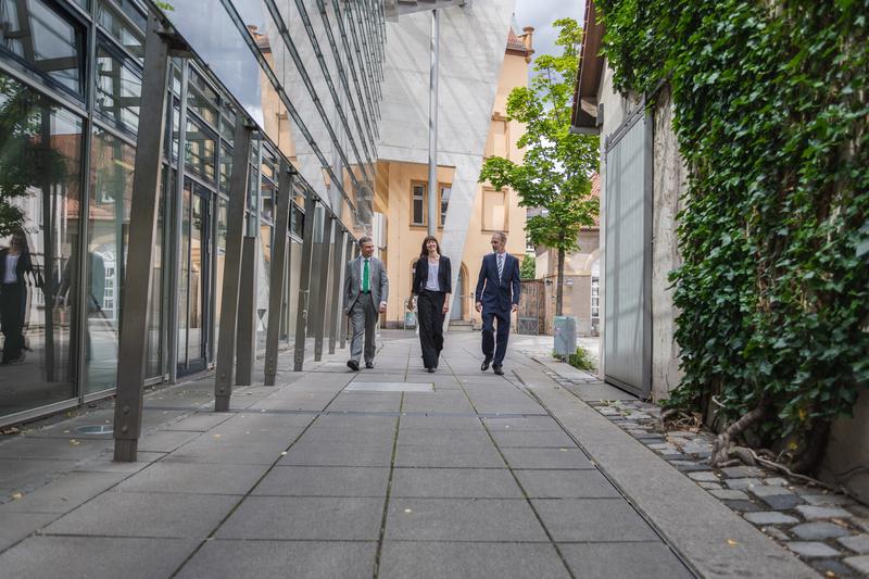 Die neue Vizepräsidentin Christine Gerhardt zwischen den beiden neuen Vizepräsidenten Stefan Hörmann (l.) und Thomas Saalfeld (r.)