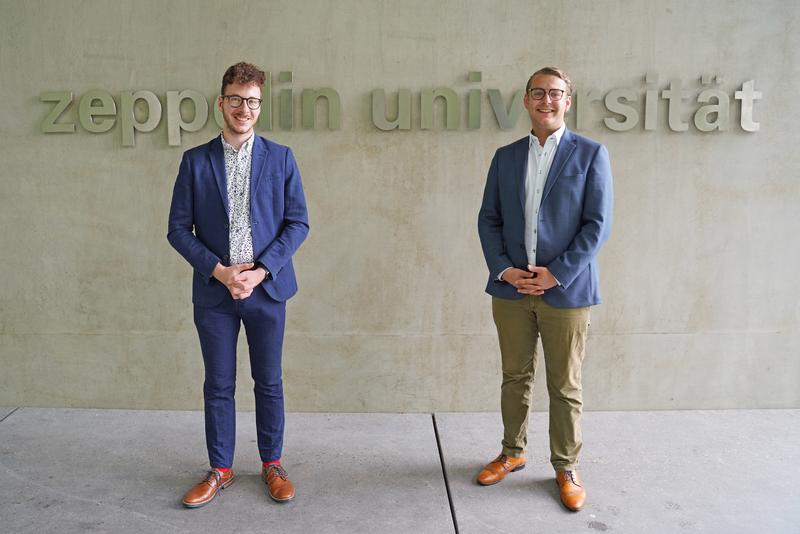 Amtswechsel: Der neue studentische Vizepräsident Matthias Eckmann (l.) und sein Vorgänger Fabian Zitzmann. 