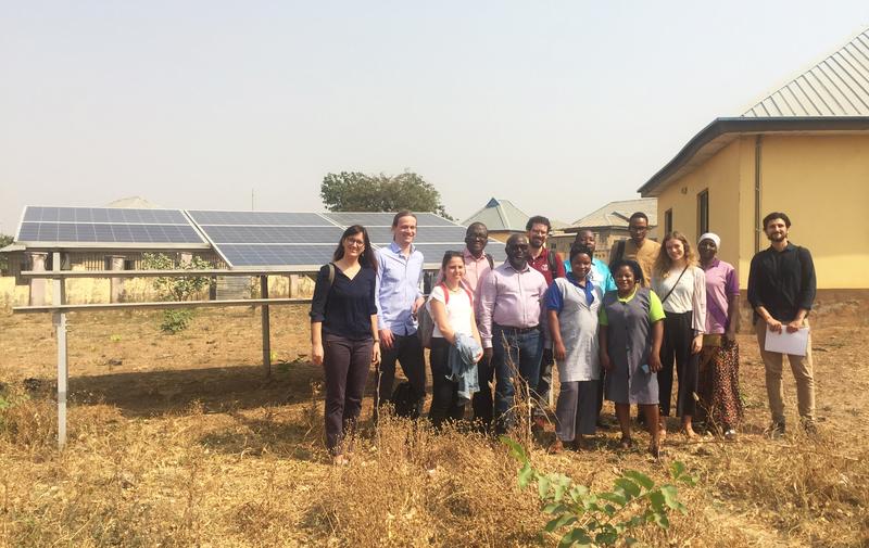 Ein Off-Grid-Photovoltaiksystem in Nigeria