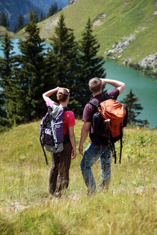 Renaissance des Aktivurlaubs: Wanderregionen wie die bayerischen Alpen sind im Corona-Sommer besonders beliebt. Auch sonst bevorzugen die Deutschen im Urlaub Outdoor-Aktivitäten, am liebsten an Reisezielen im eigenen Land. 