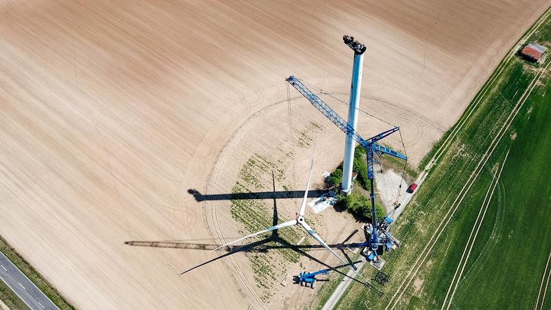 Etliche Windenergieanlagen in Deutschland erreichen demnächst das Ende ihrer Lebensdauer – und müssen nachhaltig zurückgebaut werden.