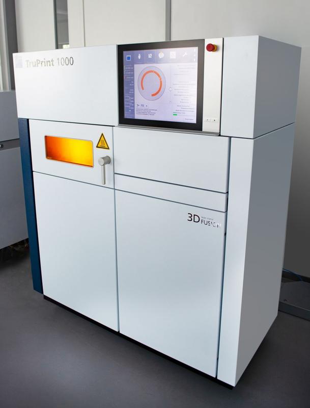 Equipped with a green laser, the “TruPrint1000” now belongs to the “Additive Manufacturing Center Dresden” (AMCD). 