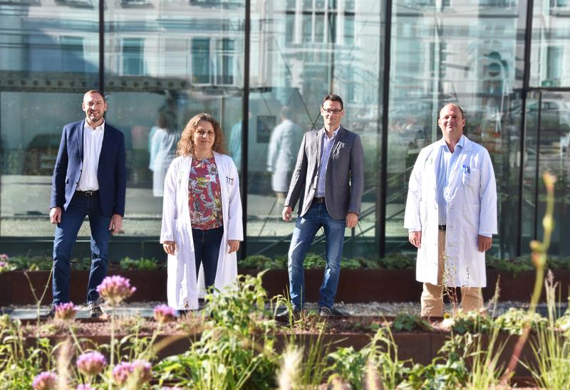 L to R, Andreas Zirngast (MIDES), Bettina Leber (Med Uni Graz), Robert Nuster (University of Graz) and Philipp Stiegler (Med Uni Graz) 