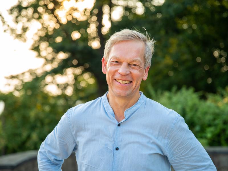 Prof. Lorenz Grigull leitet die Anlaufstelle für pädiatrische Patienten ohne Diagnose am Universitätsklinikum Bonn.