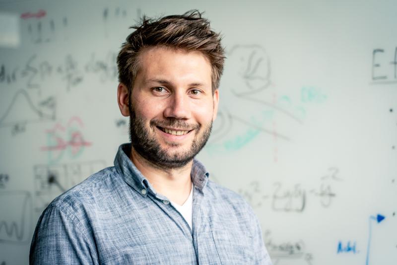 Dr. Pascal Malkemper was awarded a prestigious ERC Starting Grant by the European Research Council, for his project on the magnetic sense in mammals.