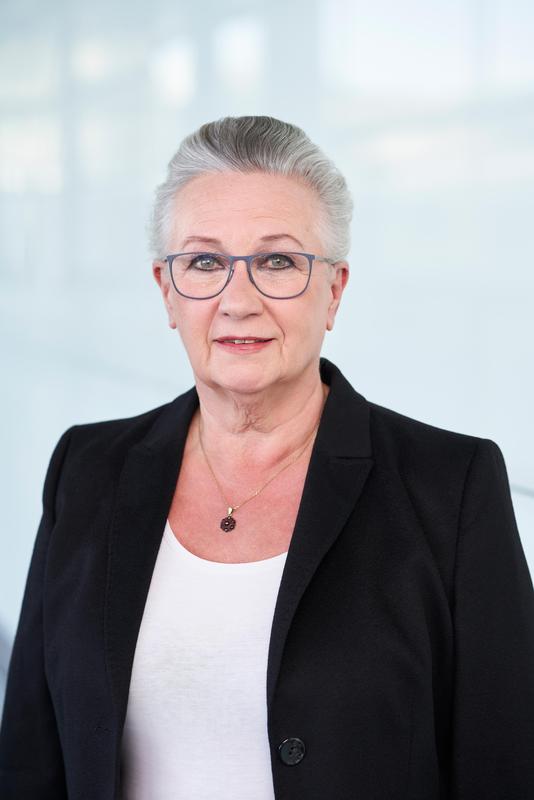 Professorin Dr. Doris Henne-Bruns hatte 19 Jahre lang die Leitung der Klinik für Allgemein- und Viszeralchirurgie inne. Zum 30. September verabschiedet sie sich in den Ruhestand.  