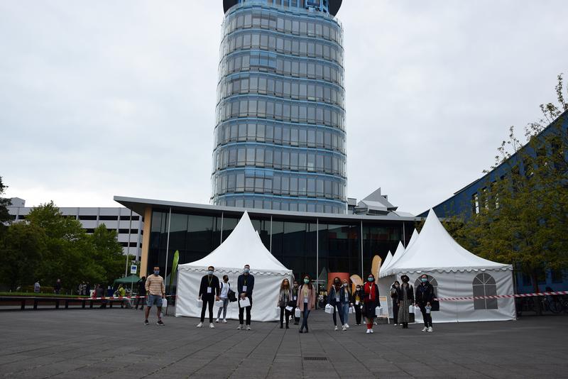 Insgesamt 900 Erstis starten ihr Studium im Oktober 2020 unter Corona-Bedingungen an der SRH Hochschule Heidelberg. 