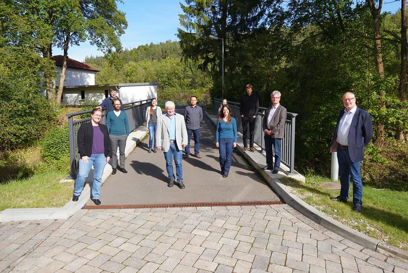 Auftakt des Projekts BICCell mit dem projektbegleitenden Ausschuss am 2. Oktober 2020 in Heilbad Heiligenstadt. In BICCell werden iba und IMMS einen energieeffizienten Breitband-Impedanz-Chip für vielfältige neue Anwendungen entwickeln.