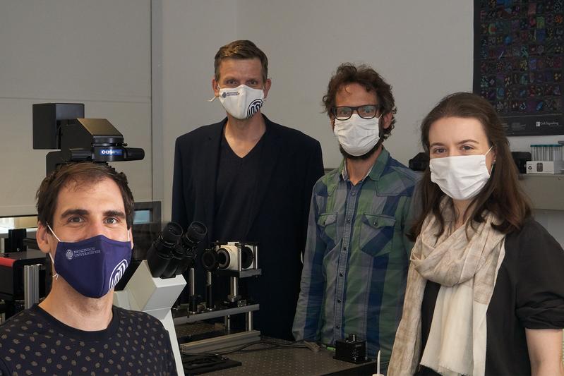 René Platzer, Johannes Huppa (beide MedUni), Mario Brameshuber und Magdalena Schneider (TU Wien) (v.l.n.r.)