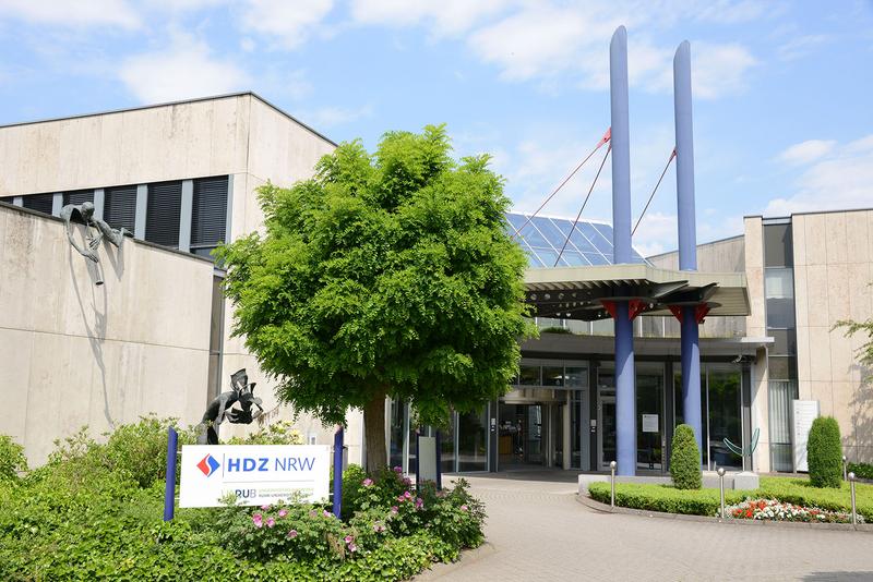 Die Universitätsklinik Herz- und Diabeteszentrum NRW, Bad Oeynhausen, ist eine Spezialeinrichtung zur Behandlung von Herz- und Diabetespatienten