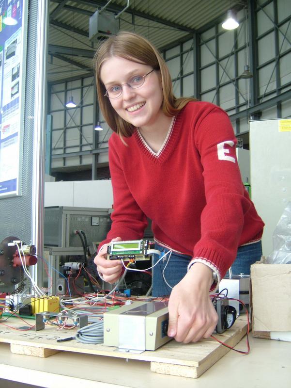 Martina Poppe stattete ein Fahrrad mit einem Elektromotor aus und entwickelt auch die Steuerung dafür 