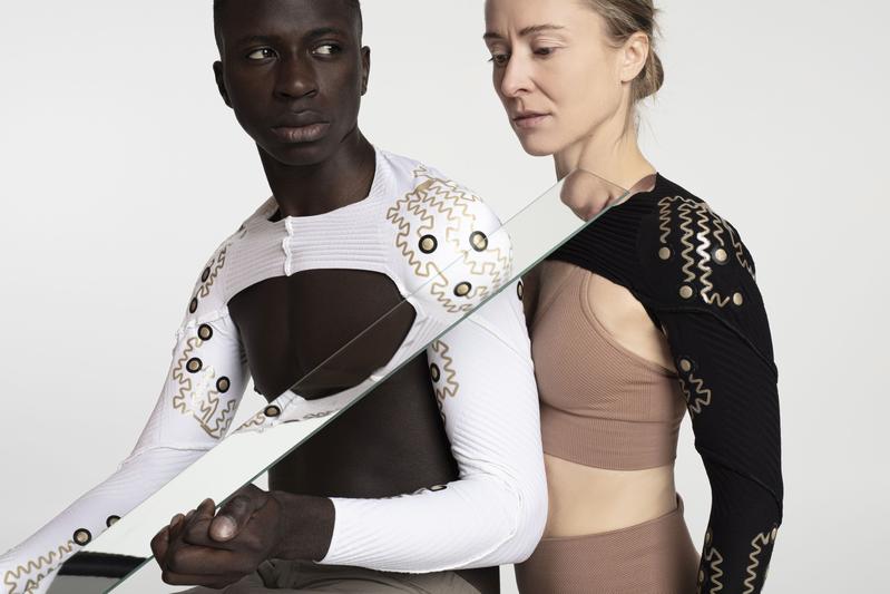 Fraunhofer researchers and designers combine style with functionality: in this case with clothing that measures muscle activity and thus optimizes rehabilita-tion processes