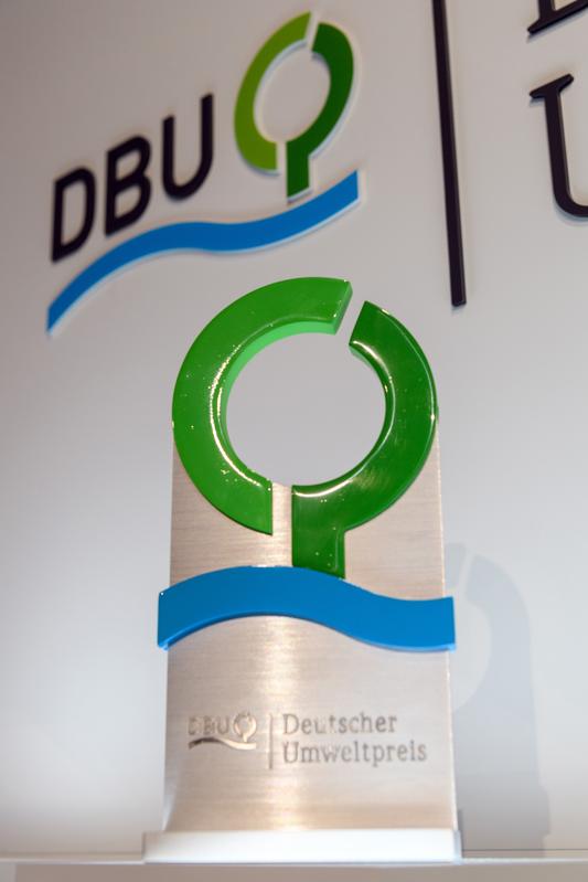 Zum 29. Mal vergibt die Deutsche Bundesstiftung Umwelt (DBU) im nächsten Jahr in Darmstadt den Deutschen Umweltpreis. Das Auswahlverfahren für einen der höchstdotierten Umweltpreise in Europa ist jetzt gestartet. 