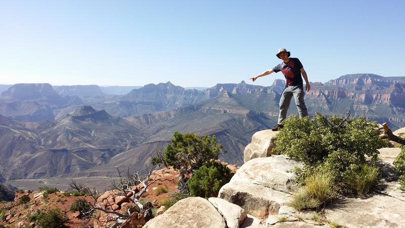 Expedition mit L. van Maldegem im Grand Canyon. Gesteine aus dieser Region haben erste Hinweise darauf geliefert, dass die fossilen Steroide aus Umwandlungsreaktionen stammen.