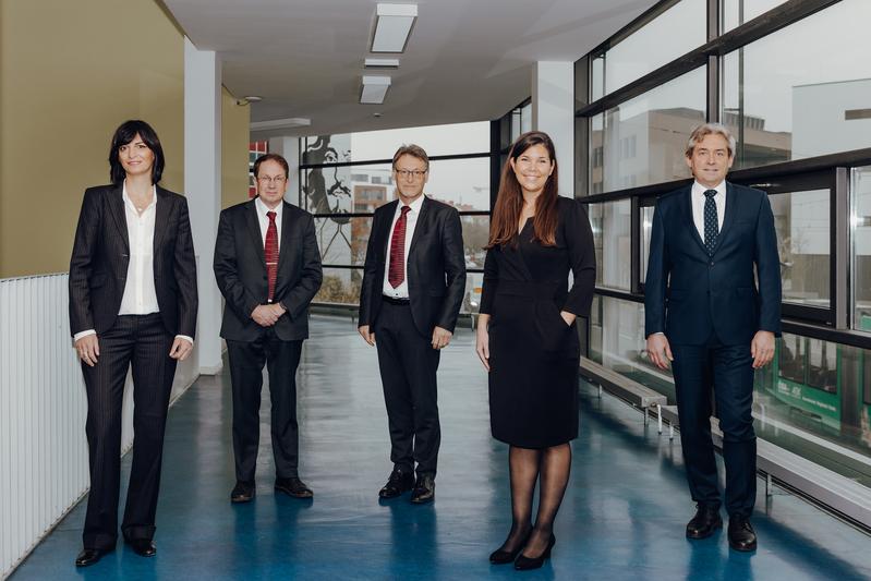 Das neue Rektorat der Universität Magdeburg: Prof. Dr. Borna Relja, Prof. Dr. Helmut Weiß, Prof. Dr.-Ing. Jens Strackeljan, Prof. Dr. Susanne Schmidt, Dr. Jörg Wadzack (v.l.n.r.)