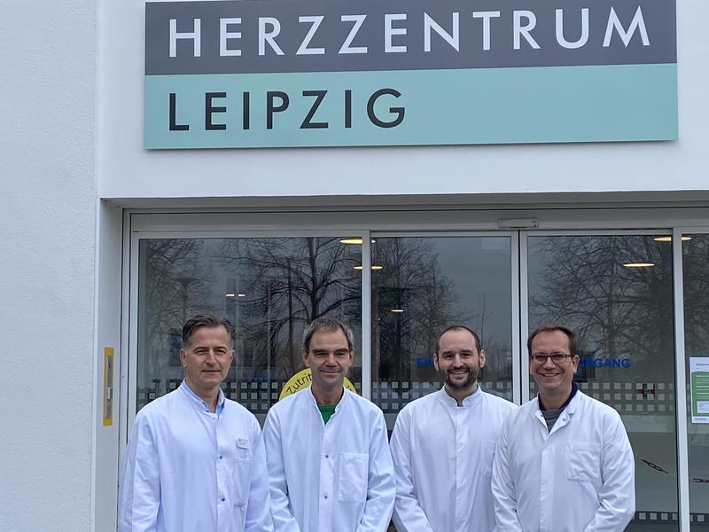 Das Forscherteam aus Leipzig darf sich über den Gewinn des Millerpreises freuen: Prof. Garbade, Dr. Binner, Dr. Schmalz, Prof. Ziebolz 