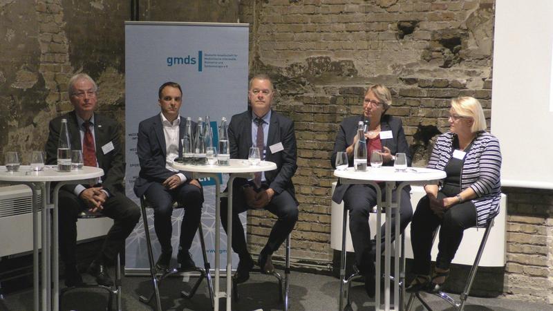 Erster Politischer Abend der GMDS zur Masern-Impfpflicht am 15. Oktober 2019 in der Hörsaalruine der Berliner Charité