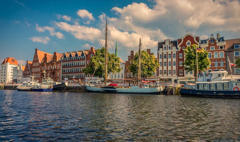Die Häfen der Hansestadt Lübeck - durch die FehmarnBeltQuerung bald zentraler Verkehrsknotenpunkt zwischen Kontinental- und Nordeuropa?