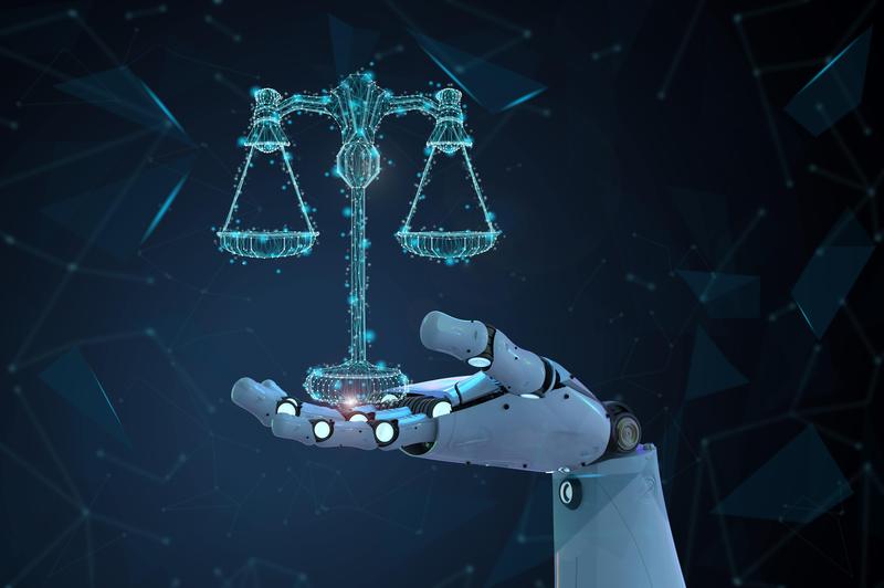Dürfen Roboter und andere Technologien mit künstlicher Intelligenz das Recht in die eigene Hand nehmen? Prof. Dr. Timo Rademacher untersucht, ob und inwieweit regelwidriges Verhalten grundsätzlich unmöglich gemacht werden darf.