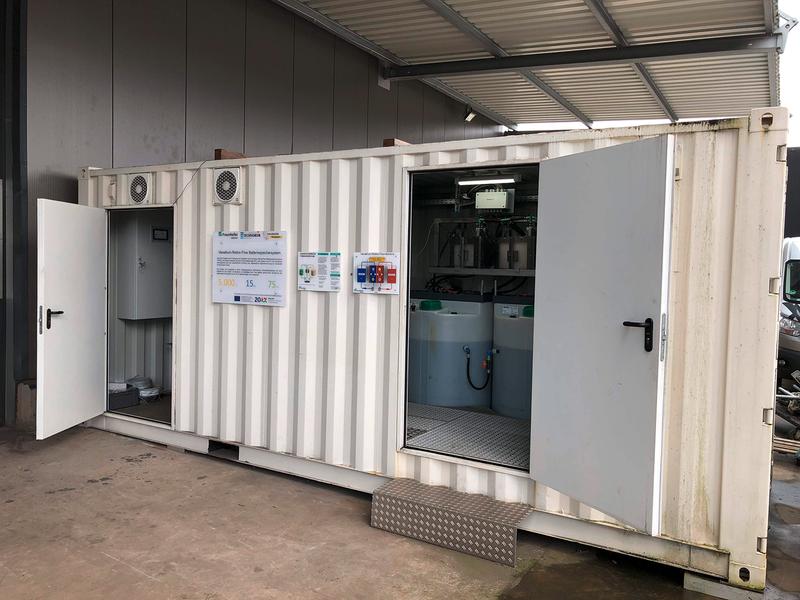 Anlagencontainer mit Redox-Flow-Batterie.