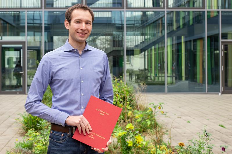 Erhielt den Karl-Doetsch-Nachwuchspreis des Niedersächsischen Forschungszentrums für Luftfahrt: Felix Witt.