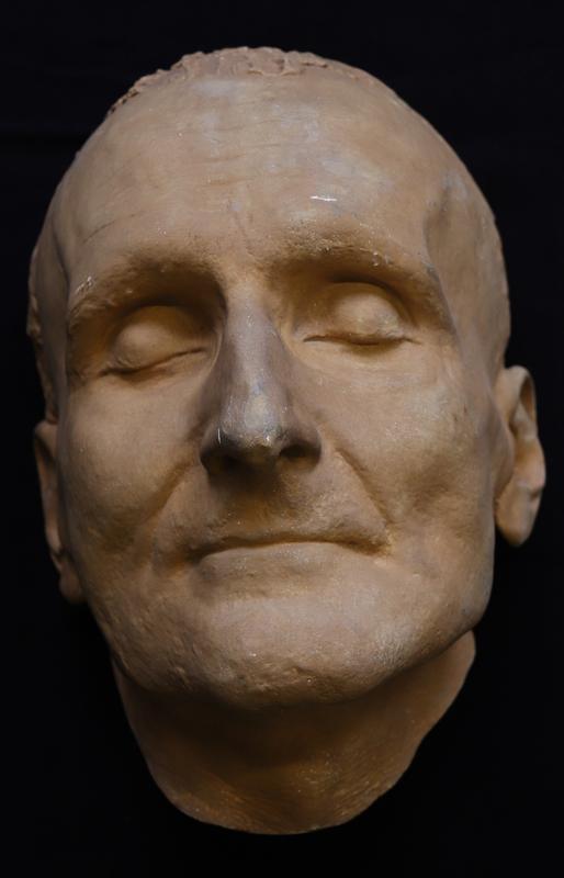 Death mask of Frank Wedekind: Over 100 years after the writer's death, Wedekind expert Professor Ariane Martin received this cast of the mask from New Zealand.