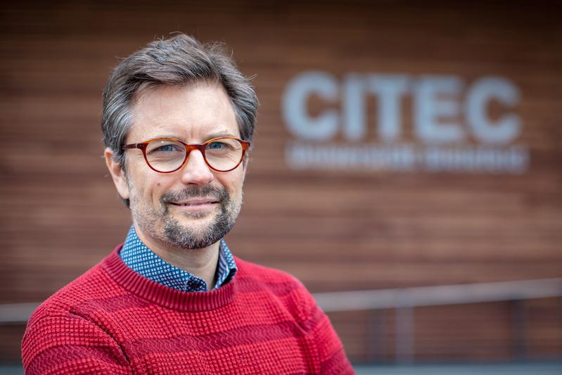 Prof. Dr. Philipp Cimiano vom Institut CITEC der Universität Bielefeld leitet das neue Forschungsprojekt zu Bots als Unterstützern von Meinungsvielfalt.