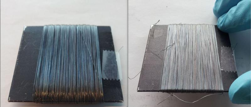 Das beschichtete Polyester-Filament vor und nach dem Hitzetest bei 150 Grad (rechts). Der Farbwechsel von blau nach weiss ist deutlich zu erkennen und die Sicherheit des Produktes nicht mehr gewährleistet.