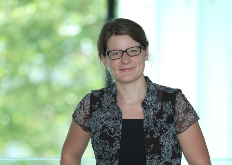 Ausgezeichnet mit dem Dissertationspreis der TU Dortmund: FKIE-Wissenschaftlerin Dr. Jessica Schwarz.