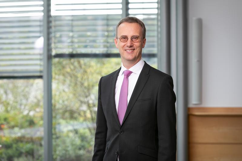 Prof. Dr. Bernd Heitzer, Rektor der Hochschule für Finanzwirtschaft & Management