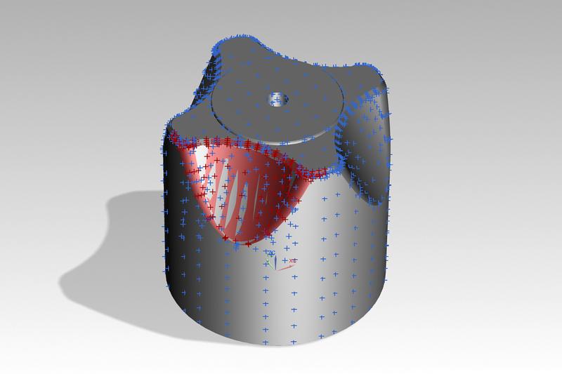 Das 3D-CAD-Modell (grau) wird auf Grundlage von Prozessdaten (blau) an die reale Bauteilgeometrie (rot) angepasst.