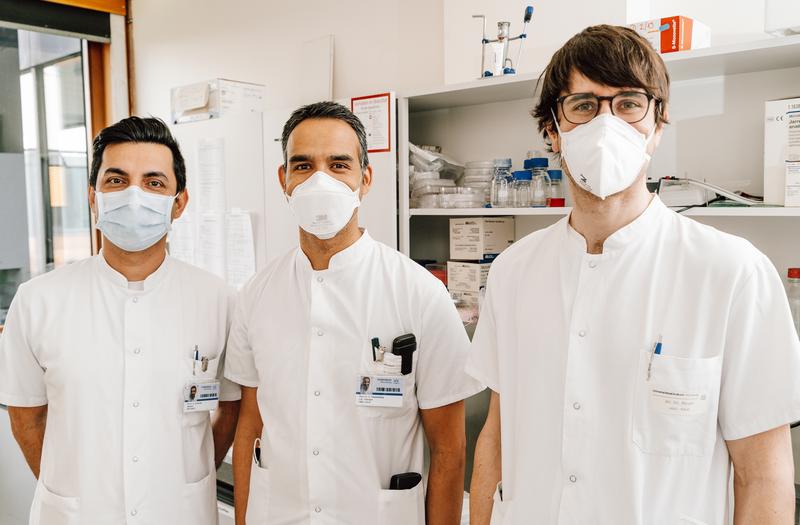 Das Würzburger Forscherteam im Verbund BayUFP (von links): Privatdozent Dr. Agmal Scherzad, Prof. Dr. Stephan Hackenberg und Dr. Till Meyer. 