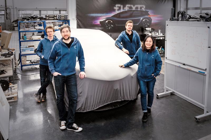 Das Start-up Elexir will das Autofahren revolutionieren: Daniel Frassinelli, Stefan Nürnberger, Sebastian Leber und Soheyon Park(v.l.n.r.).