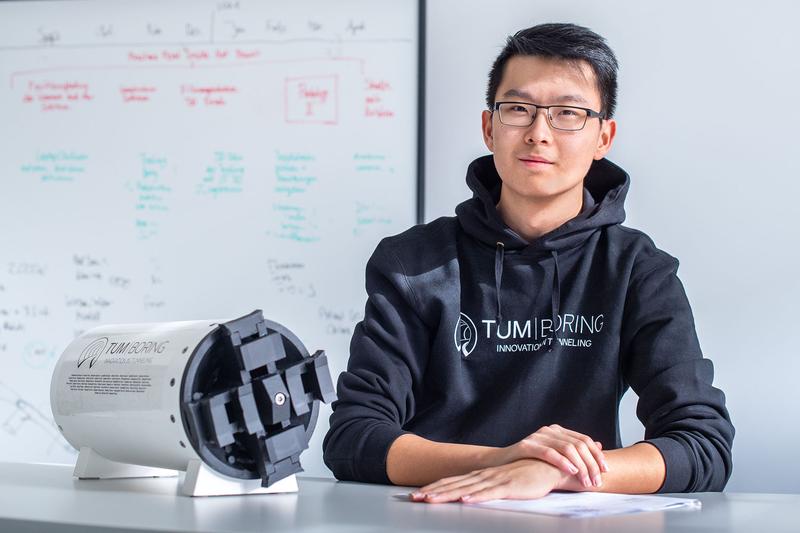 Informatik-Student Haokun Zheng ist einer der Teamleiter bei TUM Boring. 